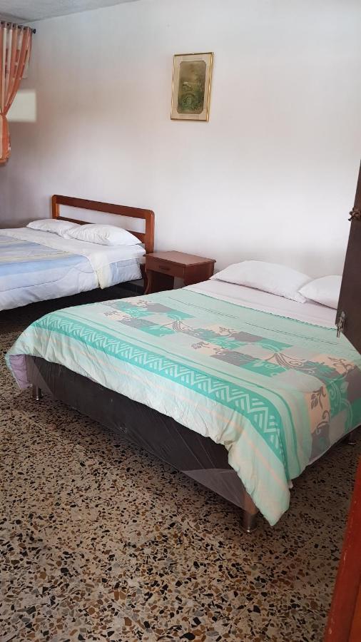 Balneario Chorillano Hotel Villavicencio Luaran gambar