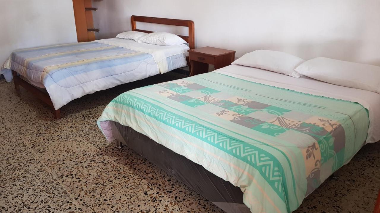Balneario Chorillano Hotel Villavicencio Luaran gambar