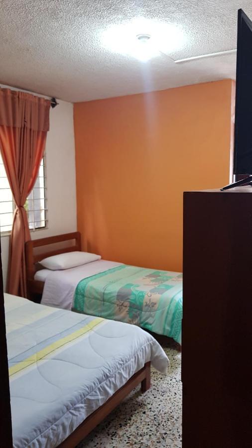 Balneario Chorillano Hotel Villavicencio Luaran gambar