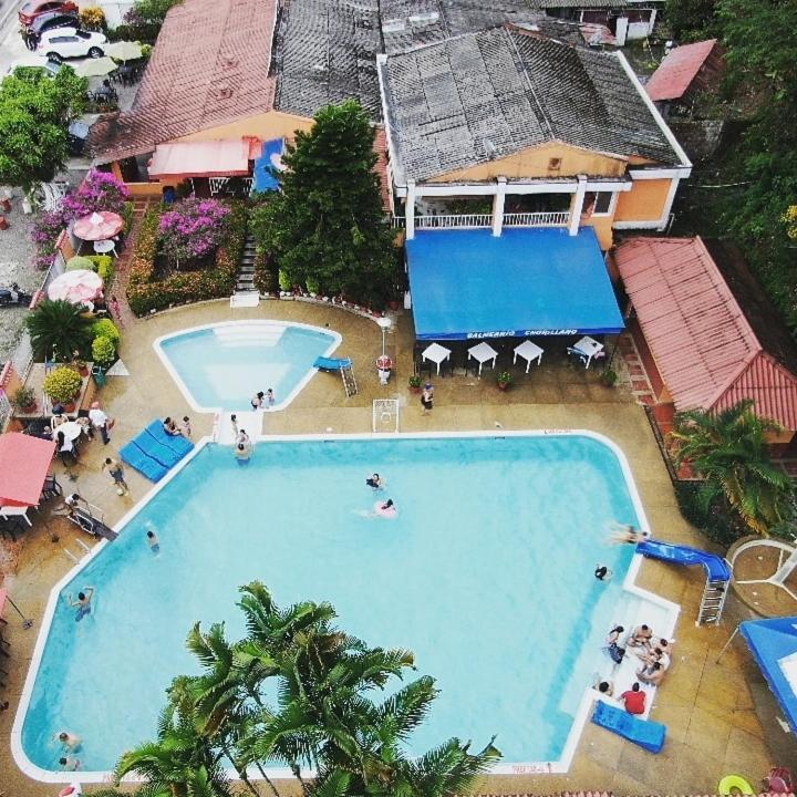 Balneario Chorillano Hotel Villavicencio Luaran gambar